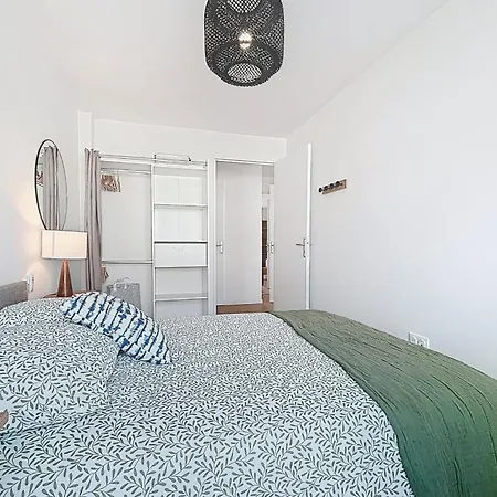 Apartment Large & Modern With Rooftop Montreuil (Seine-Saint-Denis)