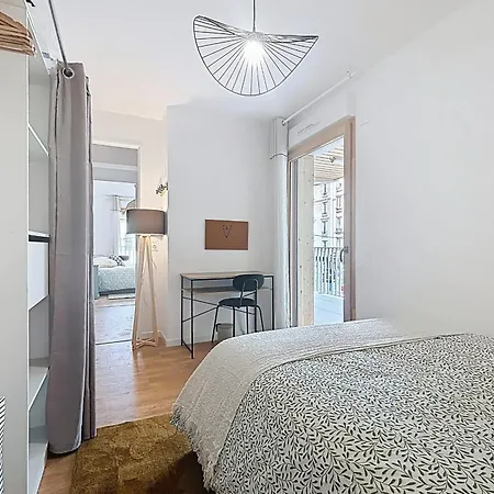 Apartment Large & Modern With Rooftop *