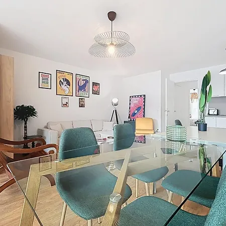Apartment Large & Modern With Rooftop *